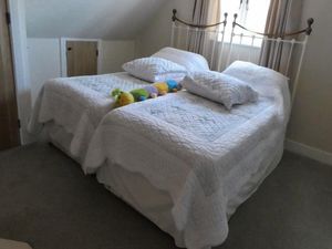 Photo 11- click for photo gallery